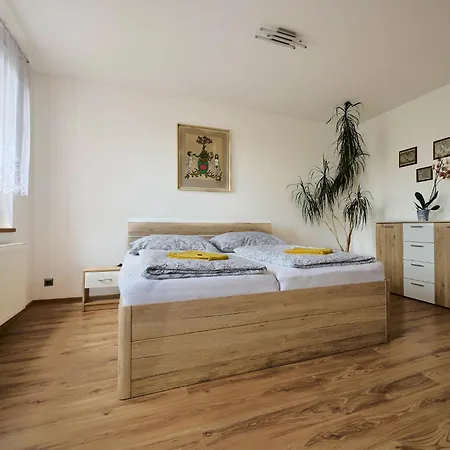 Formanka By Interhome Lejlighed